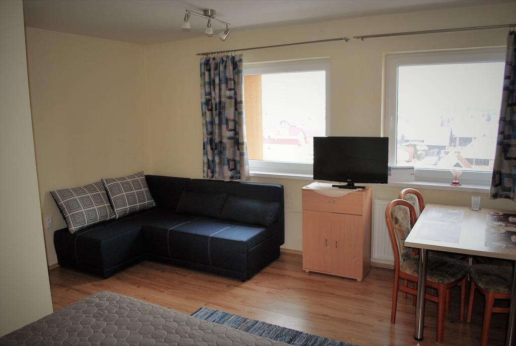 Beska Appartement Bešeňová Buitenkant foto