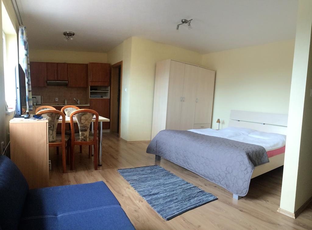 Beska Appartement Bešeňová Buitenkant foto