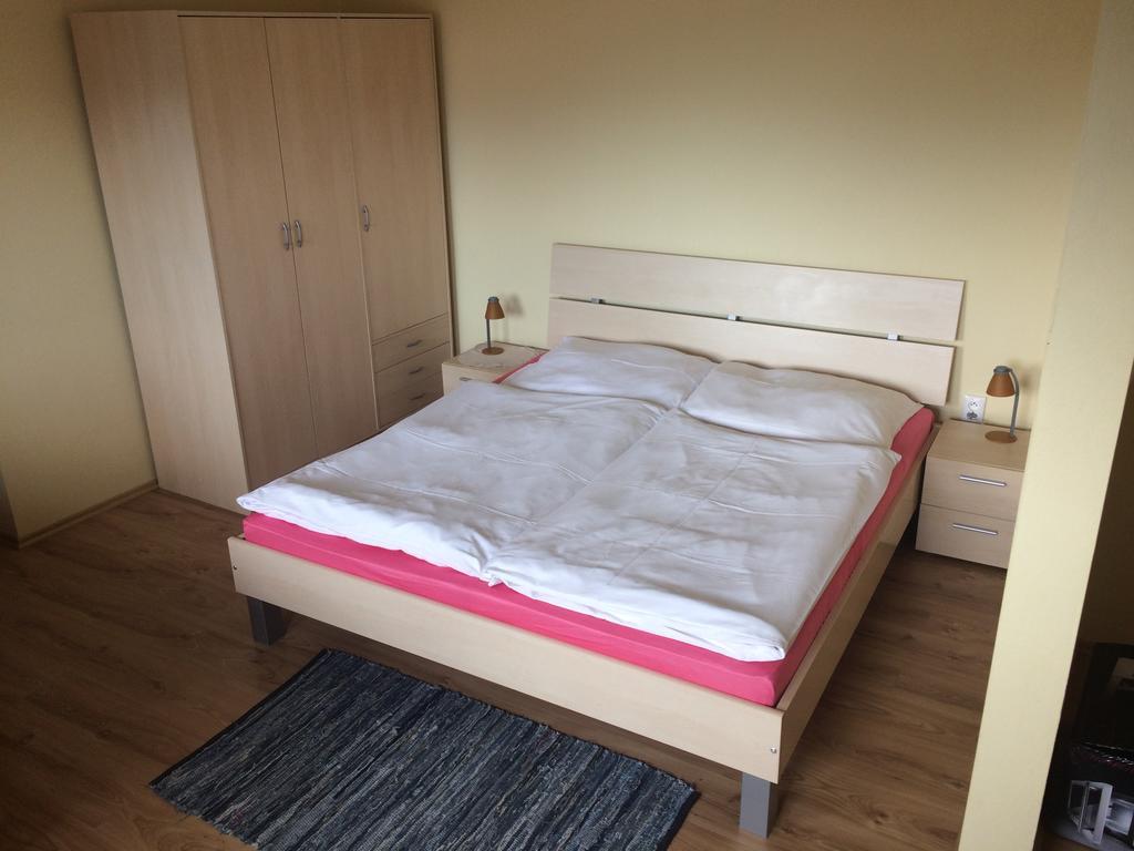 Beska Appartement Bešeňová Buitenkant foto