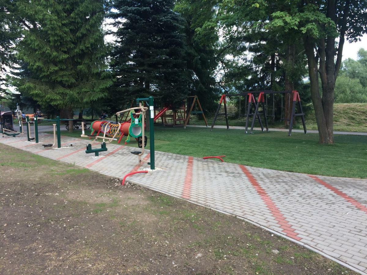 Beska Appartement Bešeňová Buitenkant foto